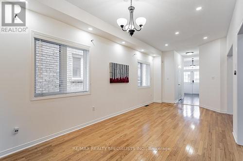 Upper - 16 Evanwood Crescent, Brampton, ON - Indoor Photo Showing Other Room