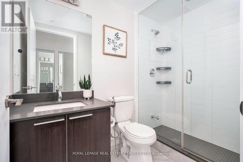 807 - 10 Park Lawn Road, Toronto, ON - Indoor Photo Showing Bathroom