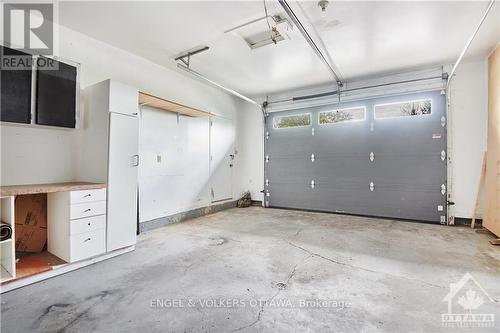 780 Caron Street, Prescott And Russell, ON - Indoor Photo Showing Garage