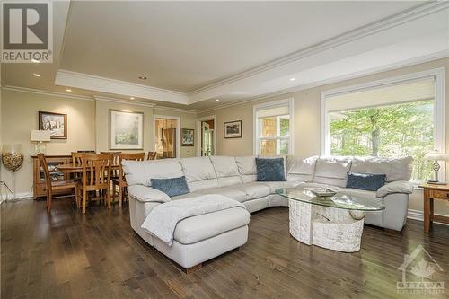 1329 Quarry Road, Carleton Place, ON - Indoor Photo Showing Living Room