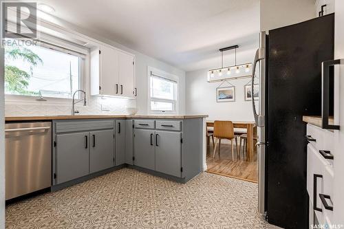 1311 Mclorg Street, Saskatoon, SK - Indoor Photo Showing Kitchen