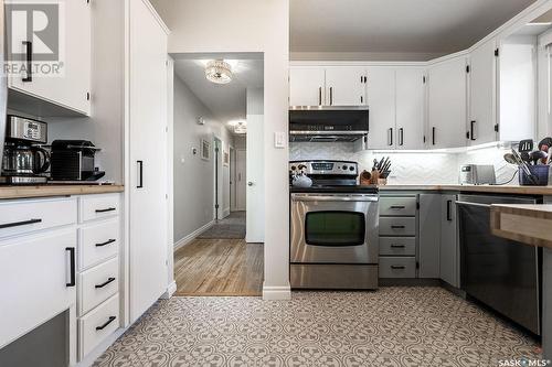 1311 Mclorg Street, Saskatoon, SK - Indoor Photo Showing Kitchen