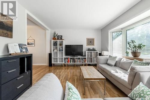 1311 Mclorg Street, Saskatoon, SK - Indoor Photo Showing Living Room