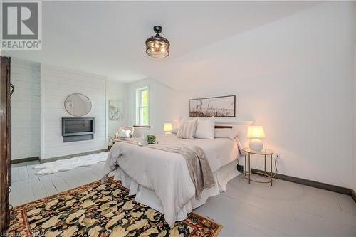 5550 11Th Line, Minto Twp, ON - Indoor Photo Showing Bedroom