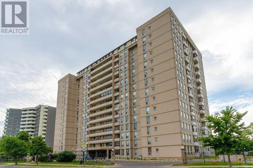 1409 - 130 Neptune Drive, Toronto, ON - Outdoor With Balcony With Facade