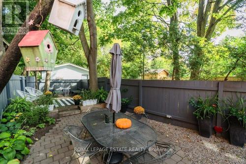 225 Pickering Street, Toronto, ON - Outdoor