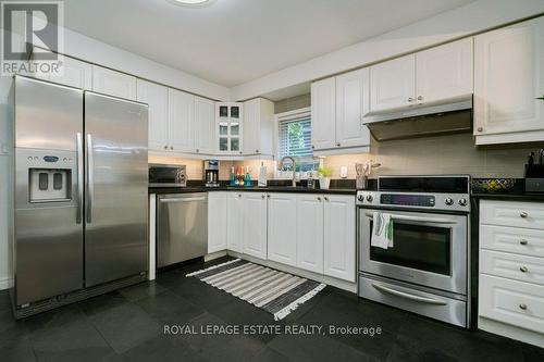 225 Pickering Street, Toronto, ON - Indoor Photo Showing Kitchen