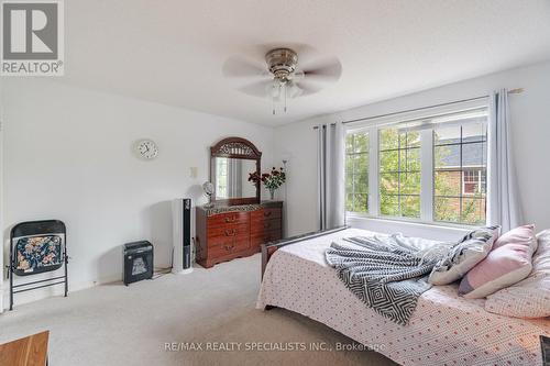 675 Thompson Road S, Milton, ON - Indoor Photo Showing Bedroom