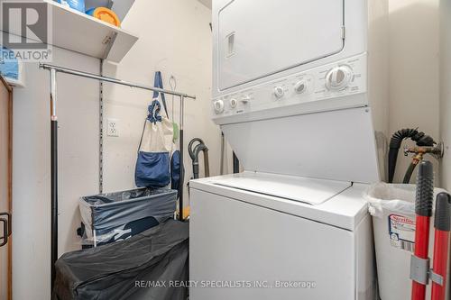 675 Thompson Road S, Milton, ON - Indoor Photo Showing Laundry Room