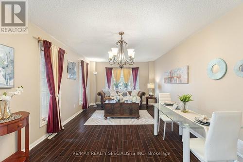 675 Thompson Road S, Milton, ON - Indoor Photo Showing Dining Room