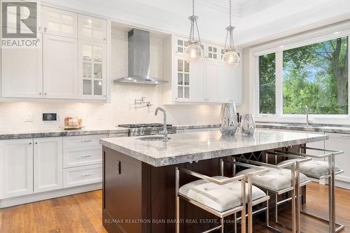 279 Betty Ann Drive, Toronto, ON - Indoor Photo Showing Kitchen With Upgraded Kitchen