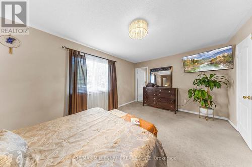 1226 Middlebury Avenue, Oshawa, ON - Indoor Photo Showing Bedroom