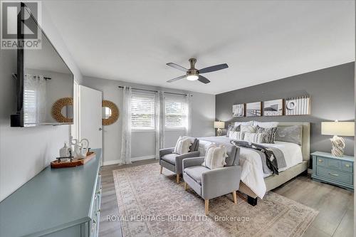 879 Sorrento Avenue, Oshawa, ON - Indoor Photo Showing Bedroom