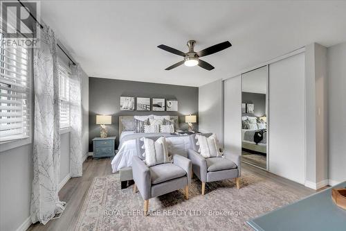 879 Sorrento Avenue, Oshawa, ON - Indoor Photo Showing Bedroom