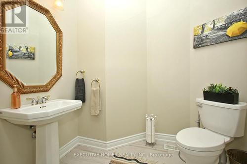 3693 Cochrane Street, Whitby, ON - Indoor Photo Showing Bathroom