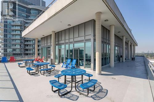 203 - 2119 Lake Shore Boulevard W, Toronto, ON - Outdoor