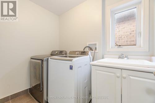 6 Dufay Road, Brampton, ON - Indoor Photo Showing Laundry Room