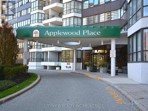 419 - 1333 Bloor Street E, Mississauga, ON - Outdoor With Balcony With Facade