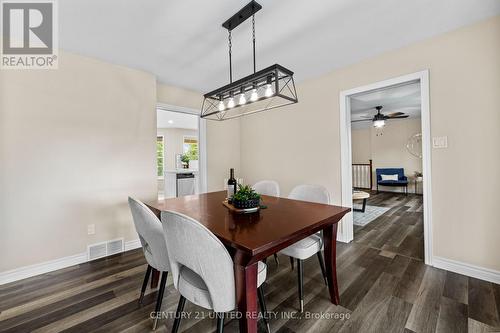 300 St. Mary'S Road, Kawartha Lakes, ON - Indoor Photo Showing Dining Room