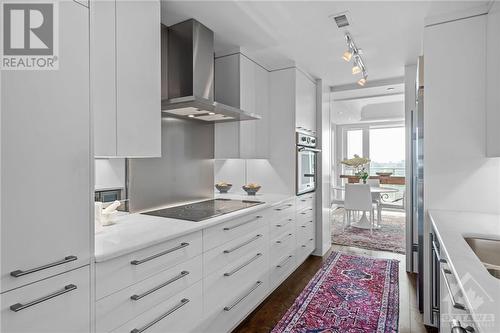 1035 Bank Street Unit#1801, Ottawa, ON - Indoor Photo Showing Kitchen