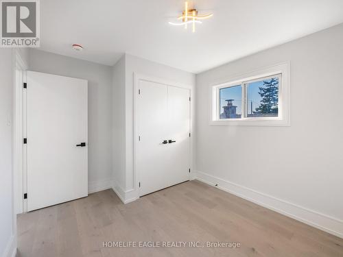 39 Commonwealth Avenue, Toronto, ON - Indoor Photo Showing Other Room