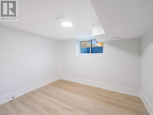 39 Commonwealth Avenue, Toronto, ON - Indoor Photo Showing Other Room