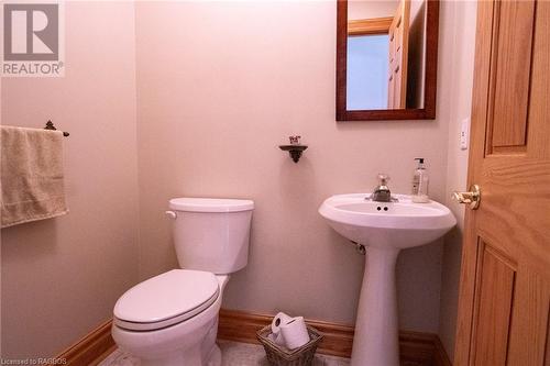 2565 5Th Avenue W, Owen Sound, ON - Indoor Photo Showing Bathroom