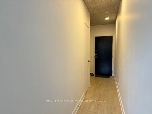 208-2 Gladstone Ave, Toronto, ON - Indoor Photo Showing Other Room