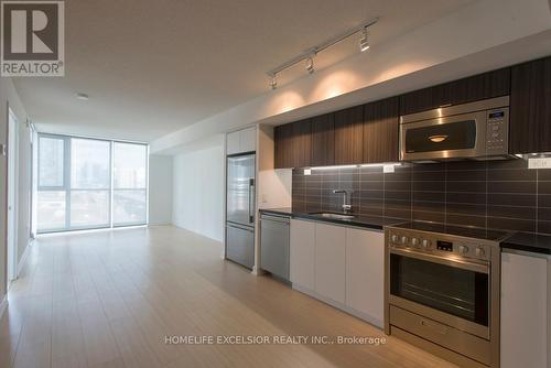 1006 - 75 Queens Wharf Road, Toronto, ON - Indoor Photo Showing Kitchen With Stainless Steel Kitchen With Upgraded Kitchen