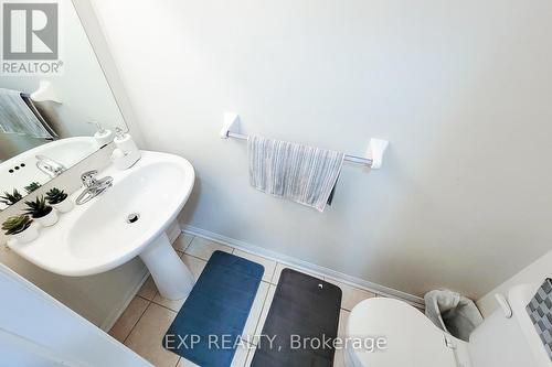 45 Ohara Lane, Hamilton, ON - Indoor Photo Showing Bathroom