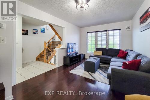 45 Ohara Lane, Hamilton, ON - Indoor Photo Showing Living Room