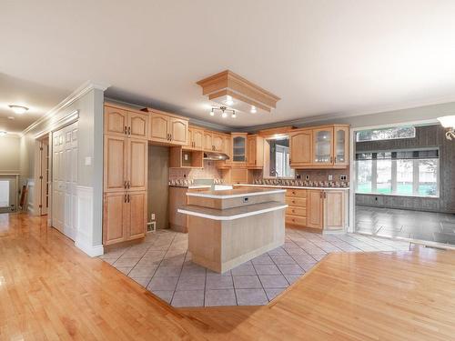 Cuisine - 1000 Rue St-Jacques, Saint-Jean-Sur-Richelieu, QC - Indoor Photo Showing Kitchen