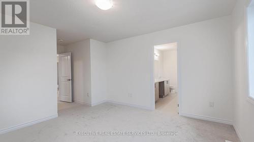 36 Hillcroft Way, Kawartha Lakes, ON - Indoor Photo Showing Other Room