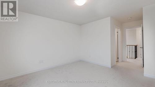 36 Hillcroft Way, Kawartha Lakes, ON - Indoor Photo Showing Other Room