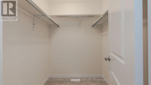 36 Hillcroft Way, Kawartha Lakes, ON - Indoor With Storage