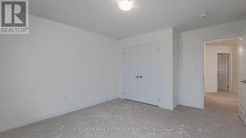 36 Hillcroft Way, Kawartha Lakes, ON - Indoor Photo Showing Other Room