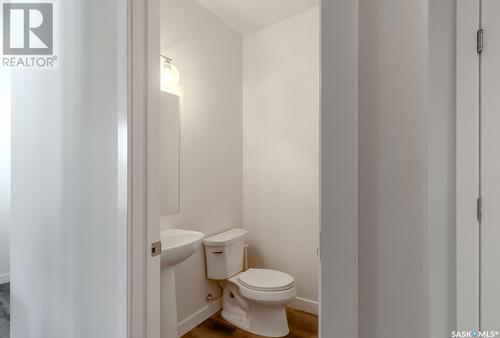 223 Skopik Crescent, Saskatoon, SK - Indoor Photo Showing Bathroom