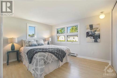 Bedroom 2 - 46 Farnham Crescent, Ottawa, ON - Indoor Photo Showing Bedroom