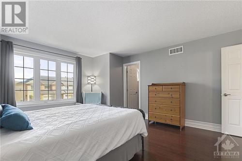 1152 Brasseur Crescent, Ottawa, ON - Indoor Photo Showing Bedroom