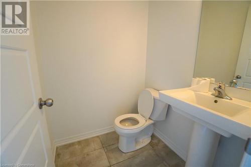 290 Barton Street W Unit# 21, Hamilton, ON - Indoor Photo Showing Bathroom