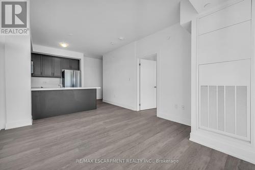 605 - 470 Dundas Street, Hamilton, ON - Indoor Photo Showing Kitchen