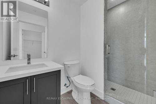 605 - 470 Dundas Street, Hamilton, ON - Indoor Photo Showing Bathroom