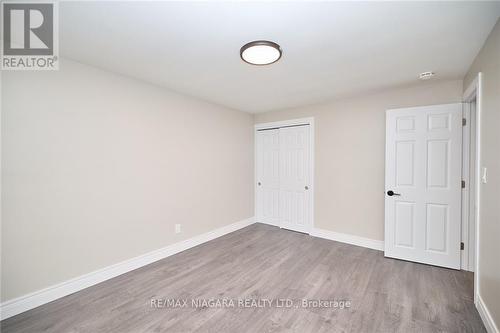 6505 Doreen Drive, Niagara Falls, ON - Indoor Photo Showing Other Room