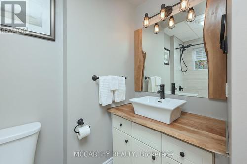 436139 4Th Line, Melancthon, ON - Indoor Photo Showing Bathroom