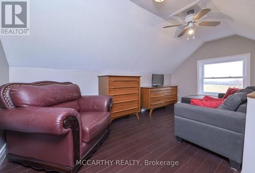 436139 4Th Line, Melancthon, ON - Indoor Photo Showing Living Room