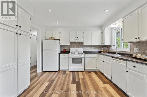 2 Menary Drive, Amaranth, ON - Indoor Photo Showing Kitchen