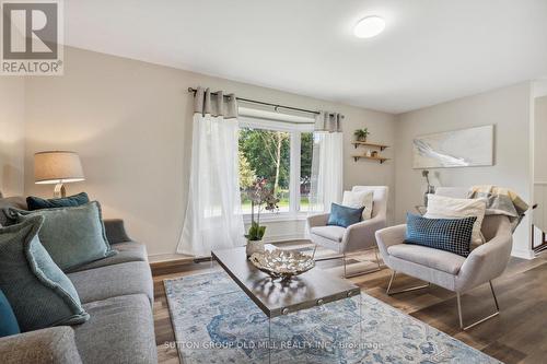 2 Menary Drive, Amaranth, ON - Indoor Photo Showing Living Room