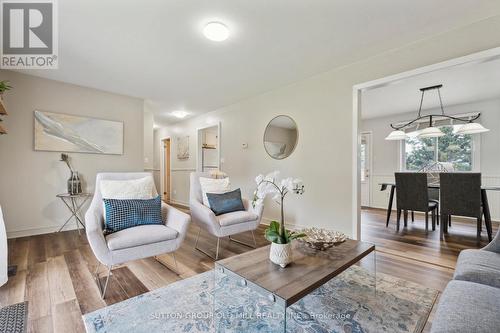 2 Menary Drive, Amaranth, ON - Indoor Photo Showing Living Room