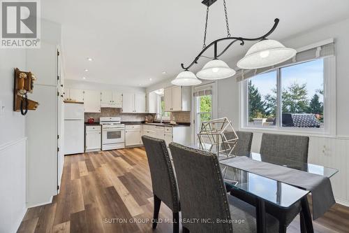 2 Menary Drive, Amaranth, ON - Indoor Photo Showing Dining Room