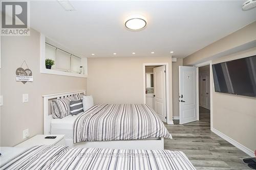 7721 Sassafras Trail, Niagara Falls, ON - Indoor Photo Showing Bedroom